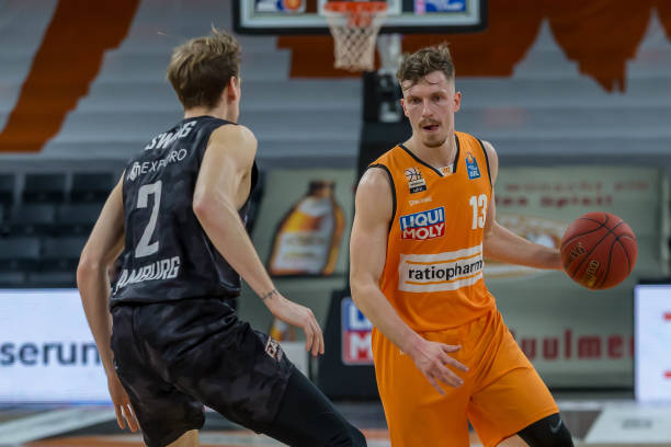 冠赛场上 冠赛场上