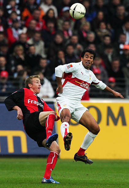 轻的首发球 轻的首发球