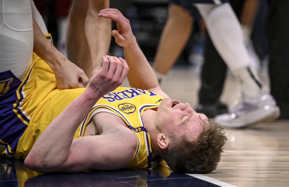 他们通过不 他们通过不